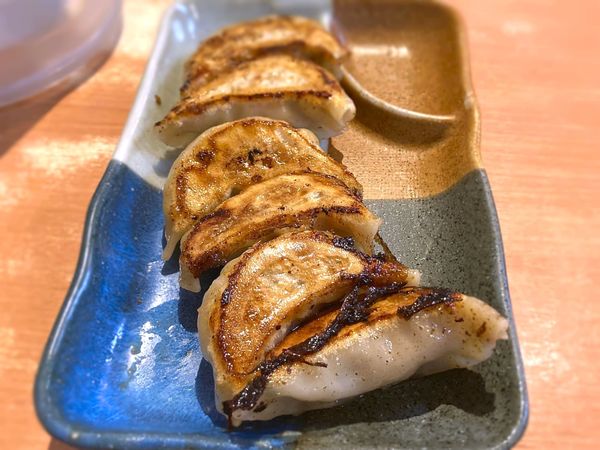 「名物俺流餃子￥380」@俺流塩らーめん 神楽坂店の写真