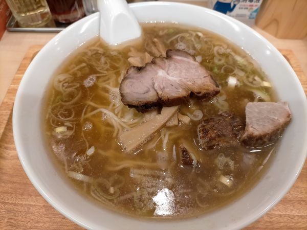「ラーメン１．５玉 ＋　チャーシュー尻尾」@大勝 松戸店の写真