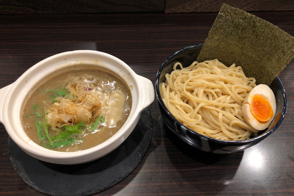 「鶏煮干しつけ麺 900円」@横道の写真