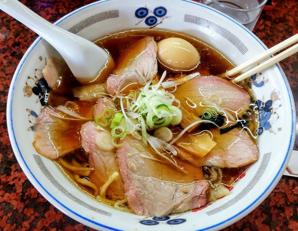 「チャーシューワンタンメン1100円 黒鶏玉子100円」@火風鼎の写真