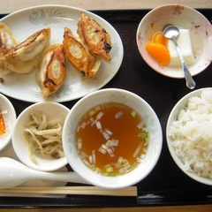 独一処餃子 SUNAMO店の写真