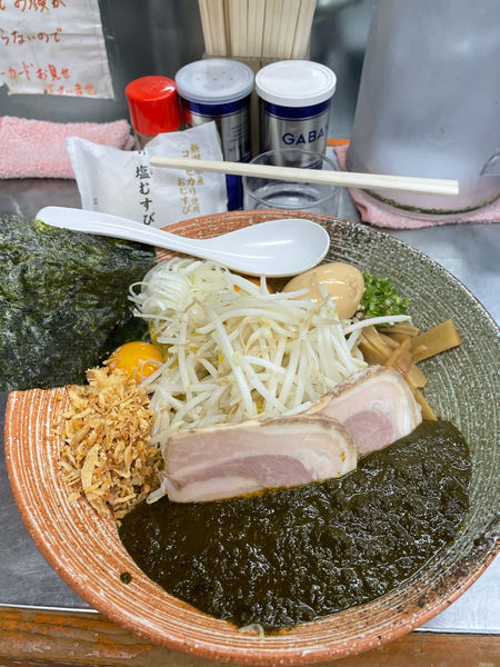 「鮑肝まぜそば」@覆麺 智の写真