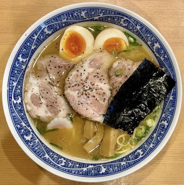 「特製中華そば」@中華そば 青葉 吉祥寺店の写真