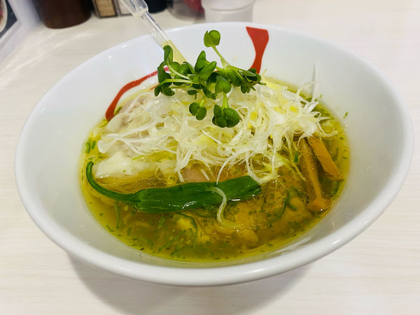 「青唐の塩850円 わんたん150円」@麺や 魁星の写真