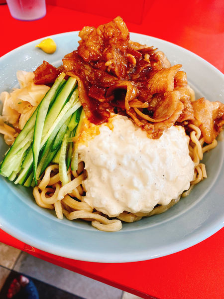 「凄い冷やし中華」@立川マシマシ 太田店の写真