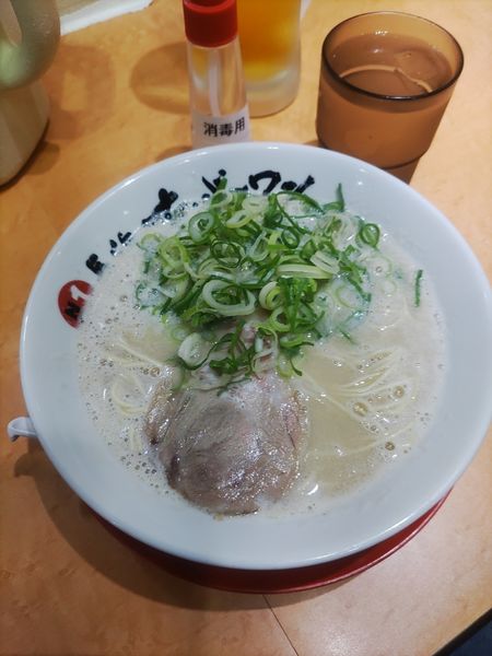 「ラーメン」@長浜ナンバーワン 博多デイトス店の写真