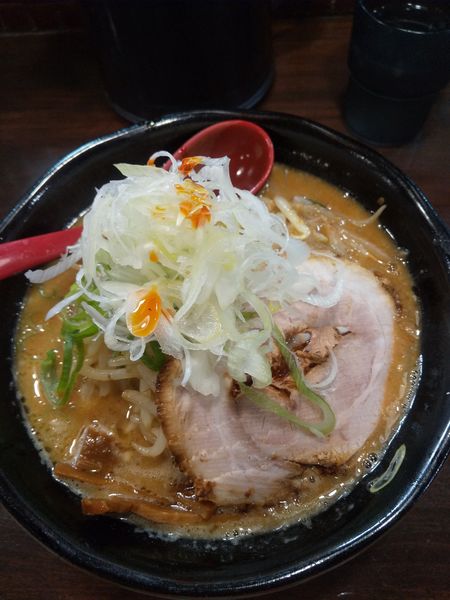 「辛味噌900円(野菜大盛無料)」@麺処 花田 池袋店の写真