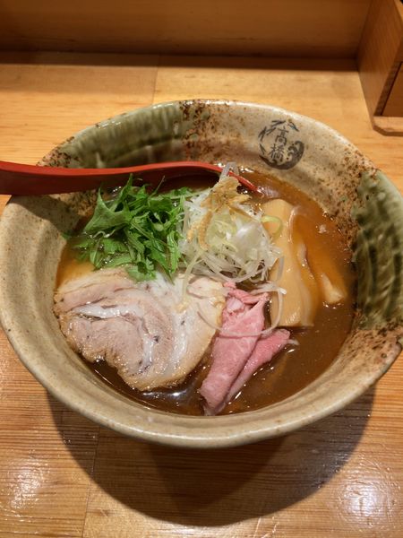 「焼きあご塩らー麺」@焼きあご塩らー麺 たかはし 新宿本店の写真