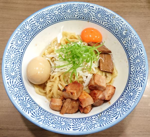 「手打油そば(鶏油)＋味玉」@手打中華蕎麦 亀庵の写真