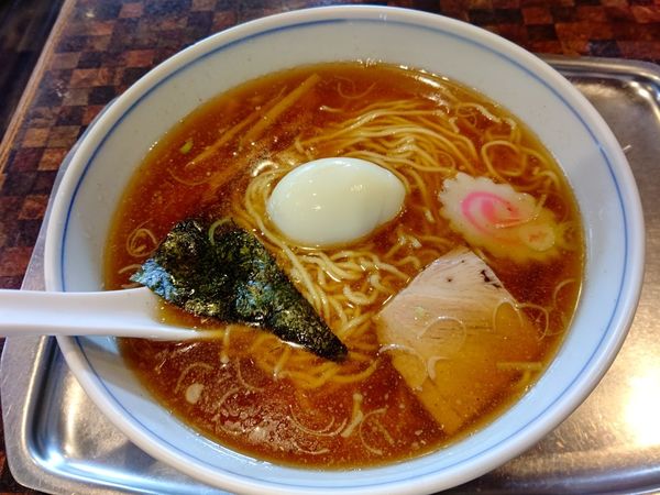 「玉子入り中華そば(小盛・150g)800円」@中華そば 大海軒 毛呂山店の写真