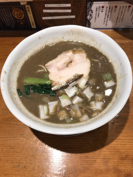 「ゴクニボラーメン 850円」@瀬戸内いりこラーメン 古田島の写真