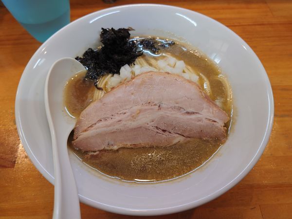 「白醤油850円＋和え玉200円＋生卵（和え玉用）100円」@煮干中華ソバ イチカワの写真