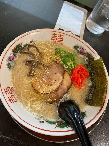 「とんこつ（博多）ラーメン」@らーめん しんの写真