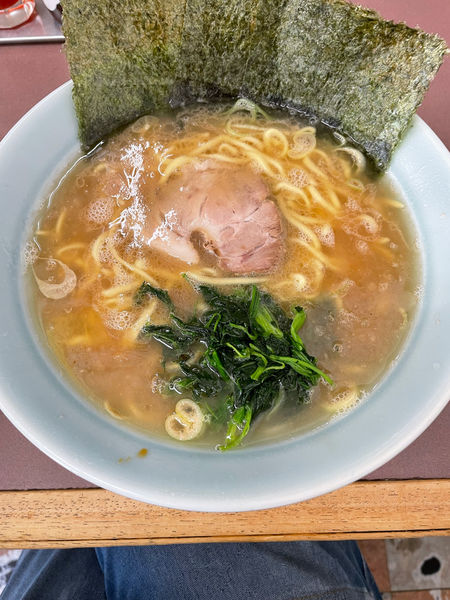 「らーめん中盛」@本牧家 本店の写真