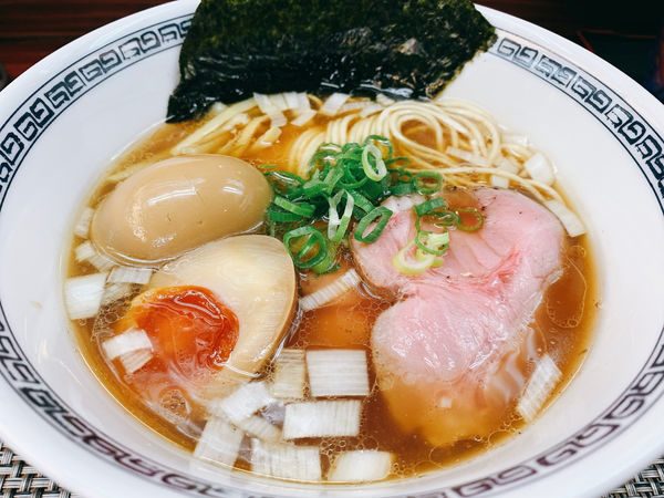 「魚介鶏中華そば 醤油」@麺や 睡蓮の写真