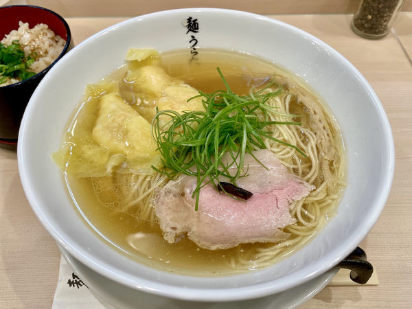 「塩SOBA ＋ 海老わんたん ＋ 鯛めし」@麺うらたの写真
