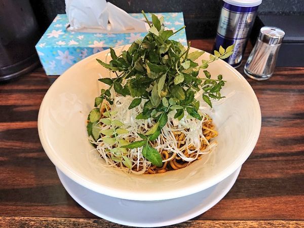 「黒アワビの肝の和えそば」@稲荷屋の写真