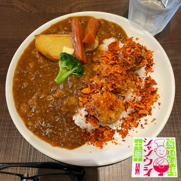 「シャンウェイのカレーライス＋毛沢東唐揚げ」@青山シャンウェイ 渋谷店の写真
