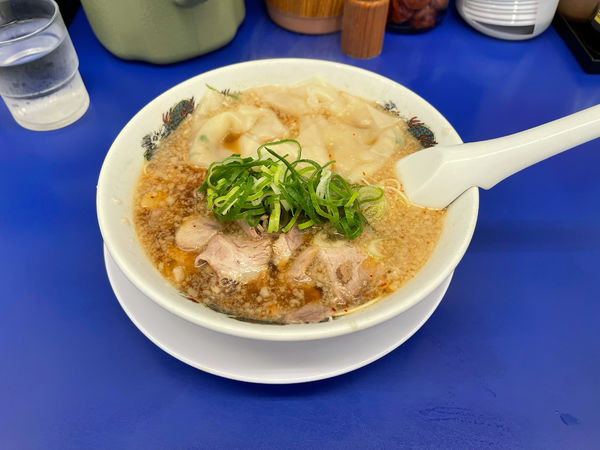 「ワンタンメン」@来来亭 花田店の写真