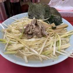 ネギ塩ラーメン　ネギ増し　太麺