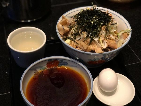 「冷たい肉そば」@港屋2の写真