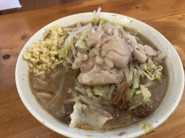 「ラーメン小」@ラーメン 滋悟郎の写真
