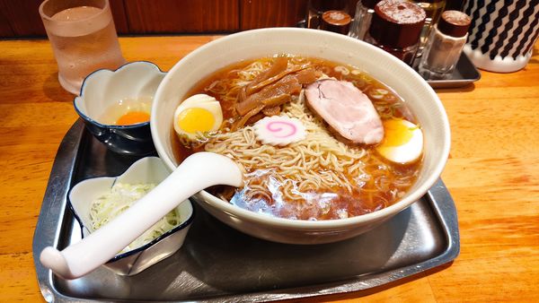「ラーメン　大盛　ネギ　生卵」@保谷大勝軒の写真