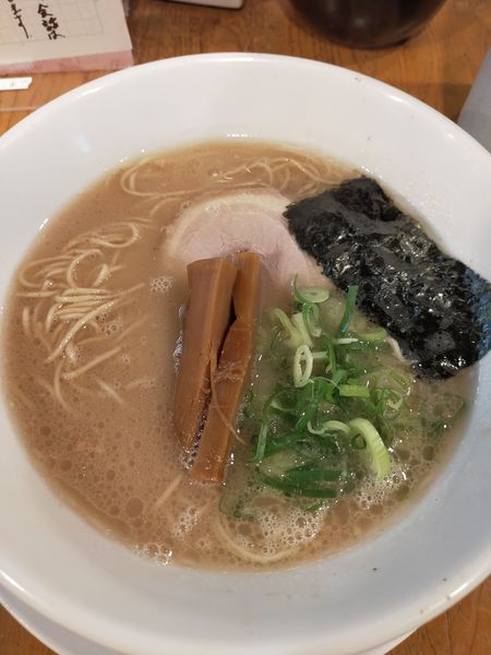 「豚白湯らぁめん」@ろく月の写真