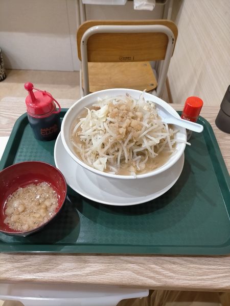 「ラーメン200g」@ラーメン 中毒 東向島店の写真