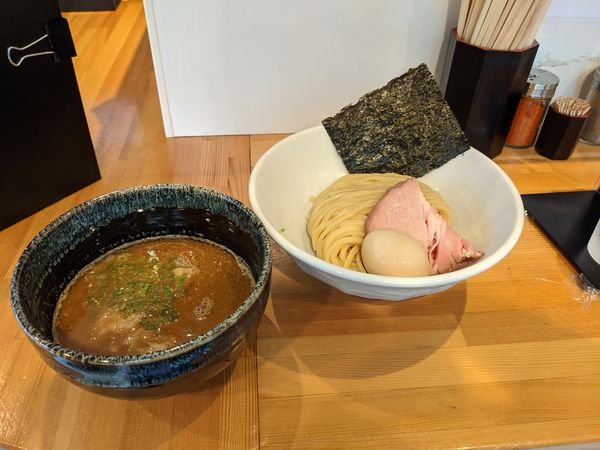 「濃厚つけ麺＋味玉」@麺処しろの写真