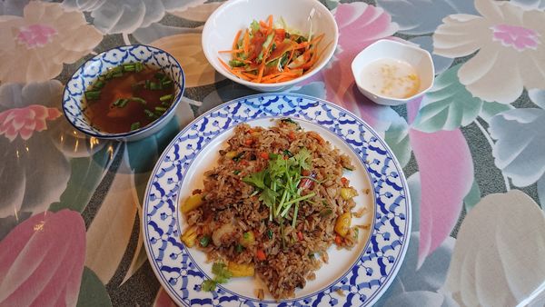 「（ランチセット）Ｅ カオサッパロ＝パイナップル炒飯　９００円」@アユタヤの写真