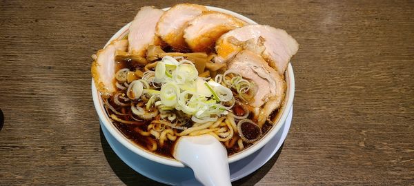 「中華そば+肉トッピング」@丸中華そばの写真