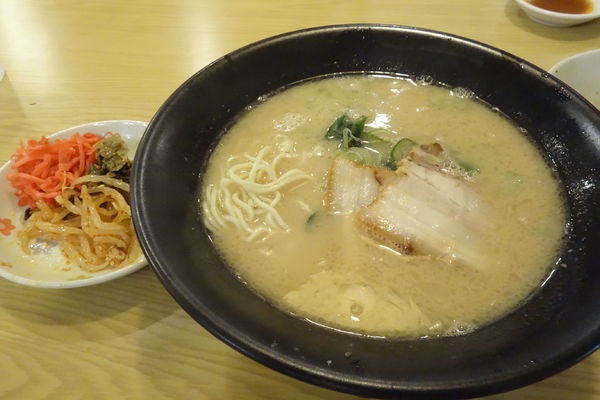 「とんこつらーめん」@あおやまの写真