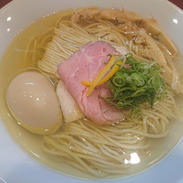 「中華そば塩750円、クーポン味玉」@麺童 豊香の写真