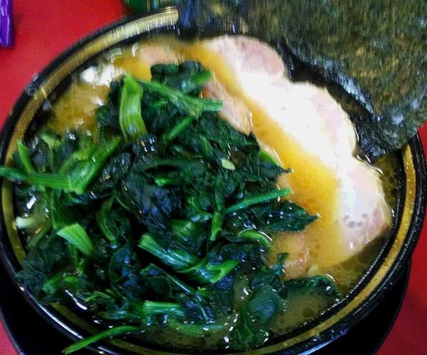 「[限定]豚ロースチャーシュー麺」@家系ラーメン とらきち家の写真