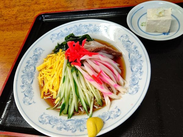 「冷やし中華(並盛)750円」@ラーメン華吉の写真