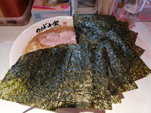 「ラーメン　690円　　のり　100円」@横浜家系ラーメン つばさ家 立川店の写真