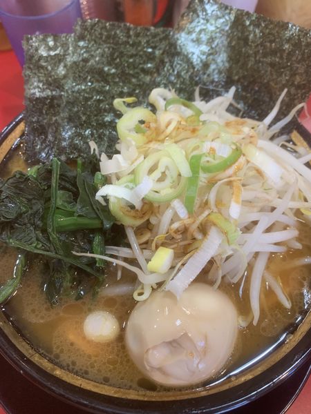 「限定　焼きロースチャーシュー　小　ネギもやし」@家系ラーメン とらきち家の写真