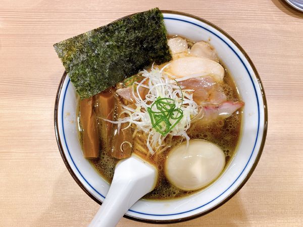 「特製醤油らぁ麺:1,000円」@らぁ麺 くろ渦の写真