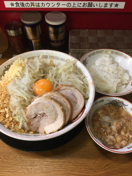 「油そば+ライス+肉かす油+豚1枚」@豚山 荻窪店の写真