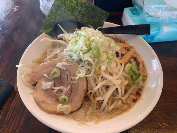 「醤油焦がしニンニクラーメン」@麺屋 祐 TASUKUの写真