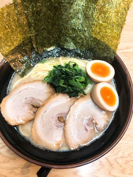 「特松田豚骨塩」@横浜家系ラーメン 松田家 日本橋室町店の写真