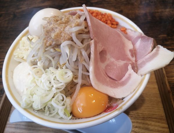 「虜の冷やしまぜそば¥800＋味玉（サービス）」@自家製中華そば 麺の虜の写真