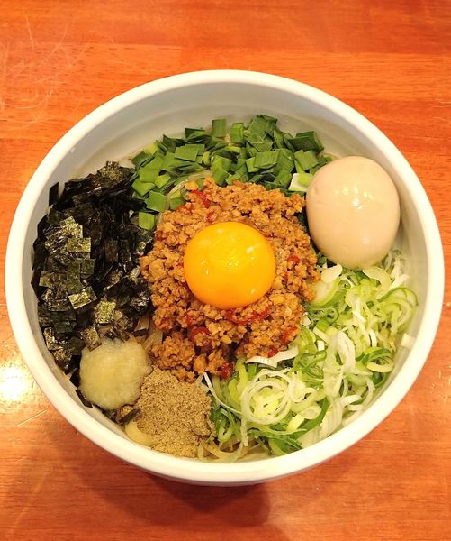 「台湾まぜそば 900円＋味玉クーポン」@鶏そば もり田の写真