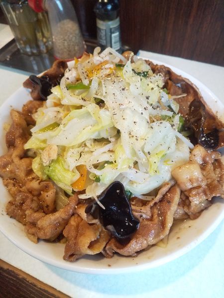 「肉巻きたんめん(並・太麺)970円」@麺処 まるよし商店の写真