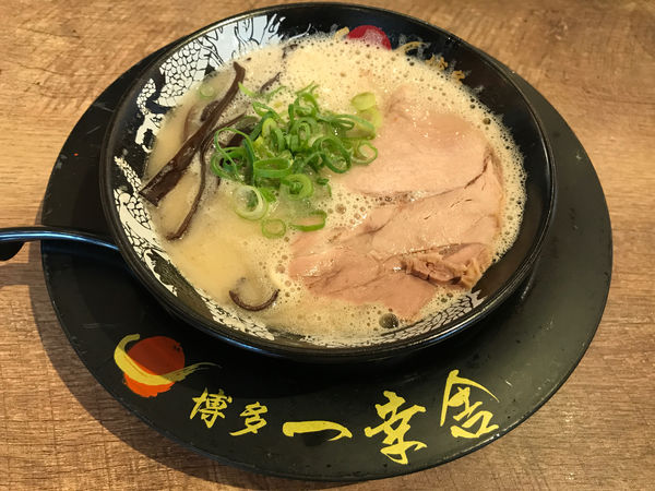 「ミニラーメン　400円」@博多一幸舎 那覇国際通り店の写真