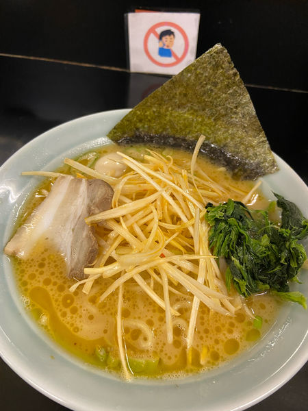 「ネギラーメン ¥830」@萬来亭の写真