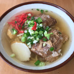 沖縄そば　600円