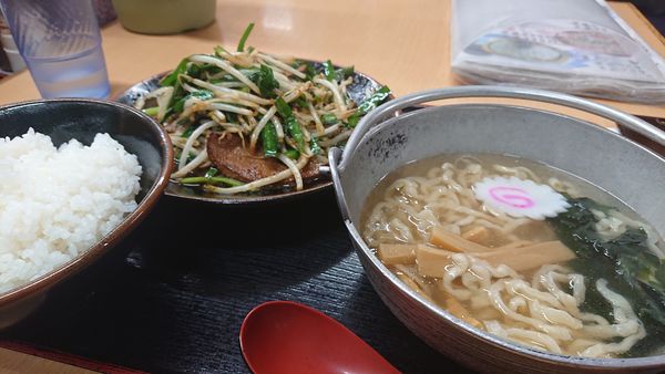 「レバニラ炒め定食 ラーメン塩」@登竜 本店の写真