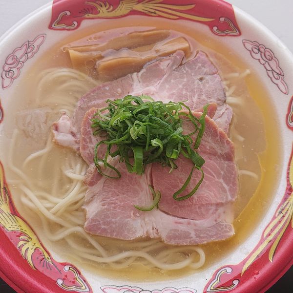 「鶏塩らぁめん750円(冷やし)」@麺処 青野 ちちぶ道の駅店の写真